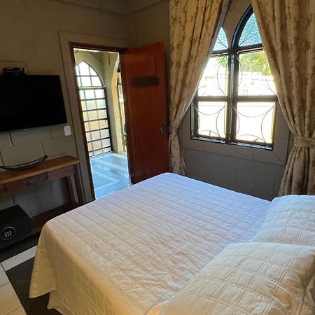 Alto Paraíso de Goiás Pousada Camelot Inn מראה חיצוני תמונה