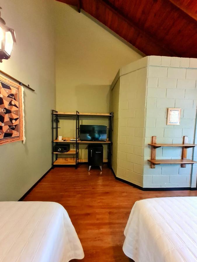 Alto Paraíso de Goiás Pousada Camelot Inn מראה חיצוני תמונה