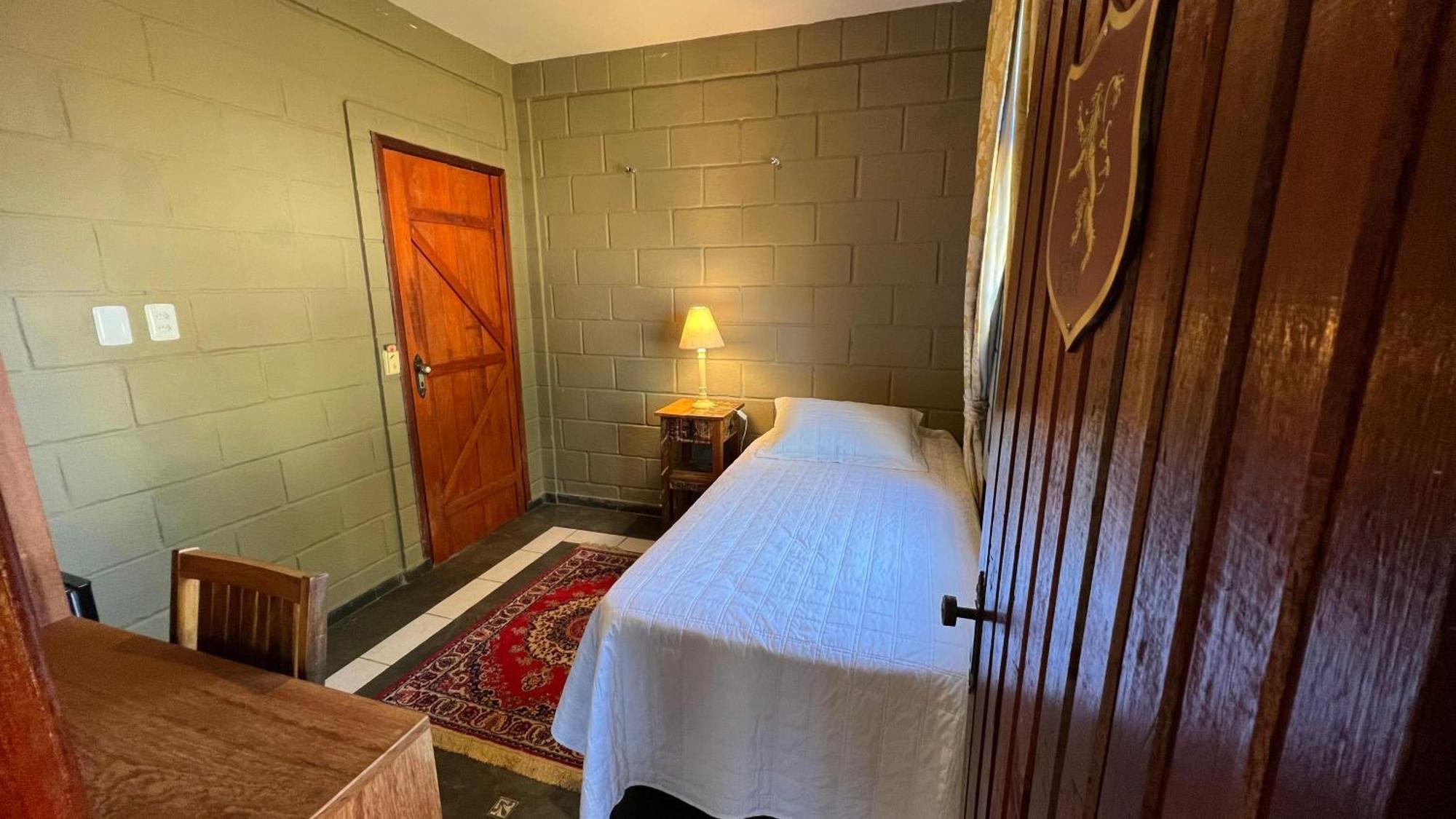 Alto Paraíso de Goiás Pousada Camelot Inn מראה חיצוני תמונה