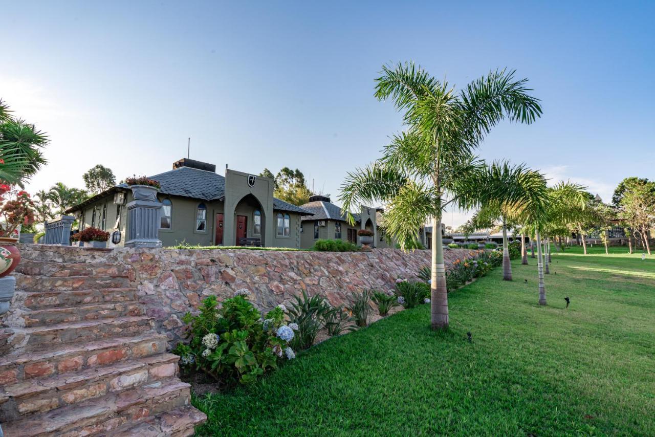 Alto Paraíso de Goiás Pousada Camelot Inn מראה חיצוני תמונה